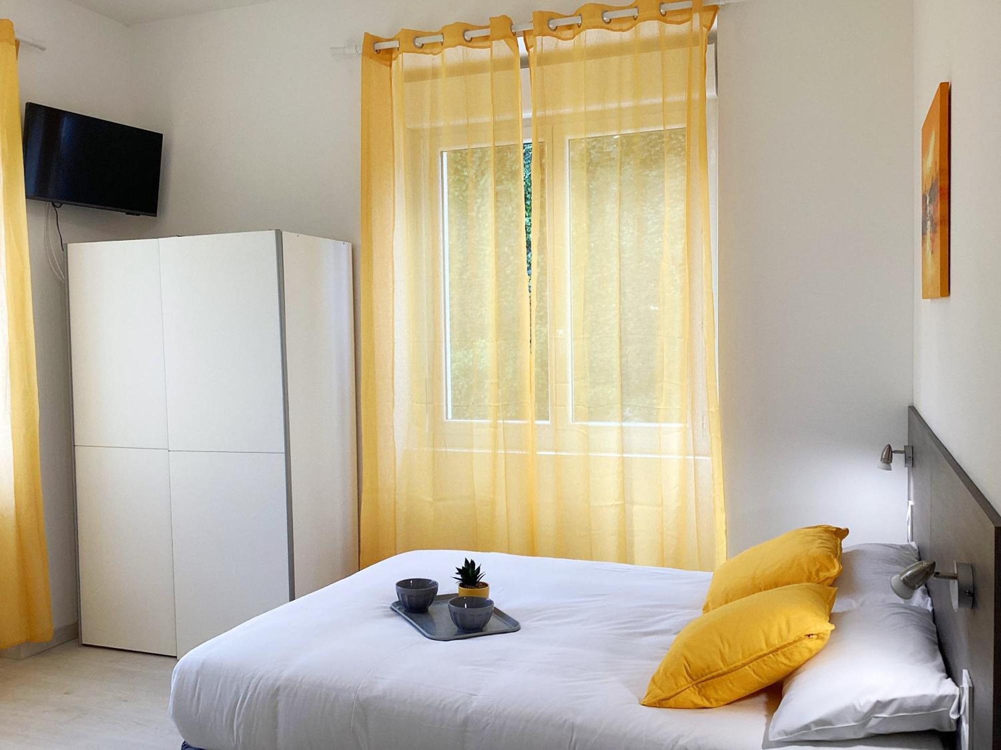 Appartement Stella 95 M2 Climatise Parking Proche Sanctuaires Lourdes Eksteriør billede