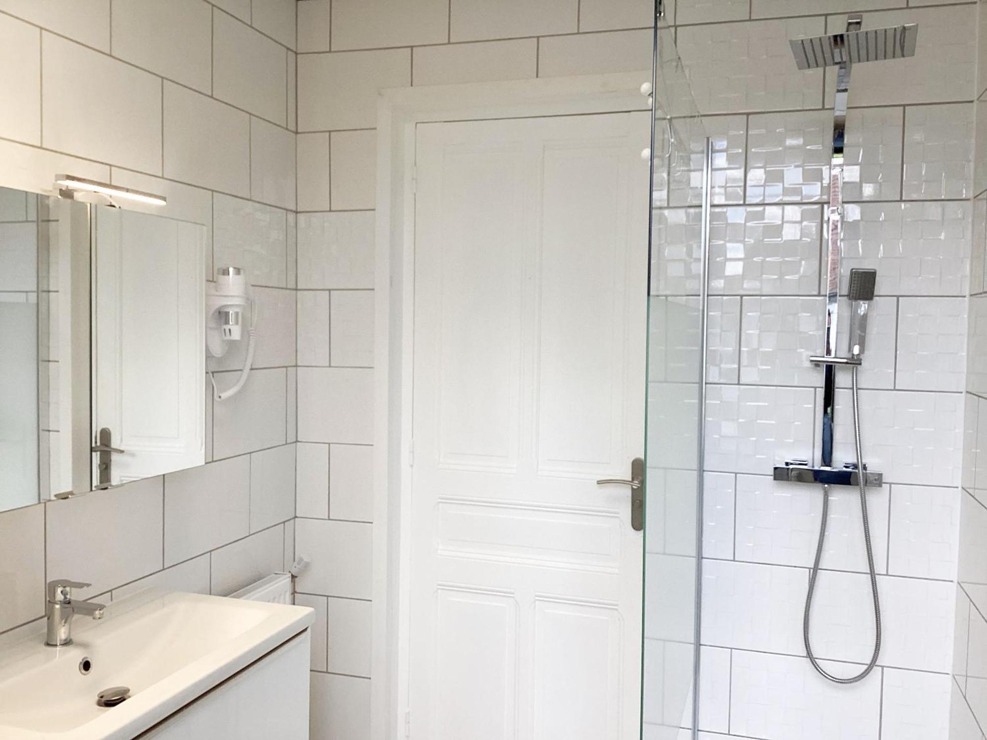Appartement Stella 95 M2 Climatise Parking Proche Sanctuaires Lourdes Eksteriør billede