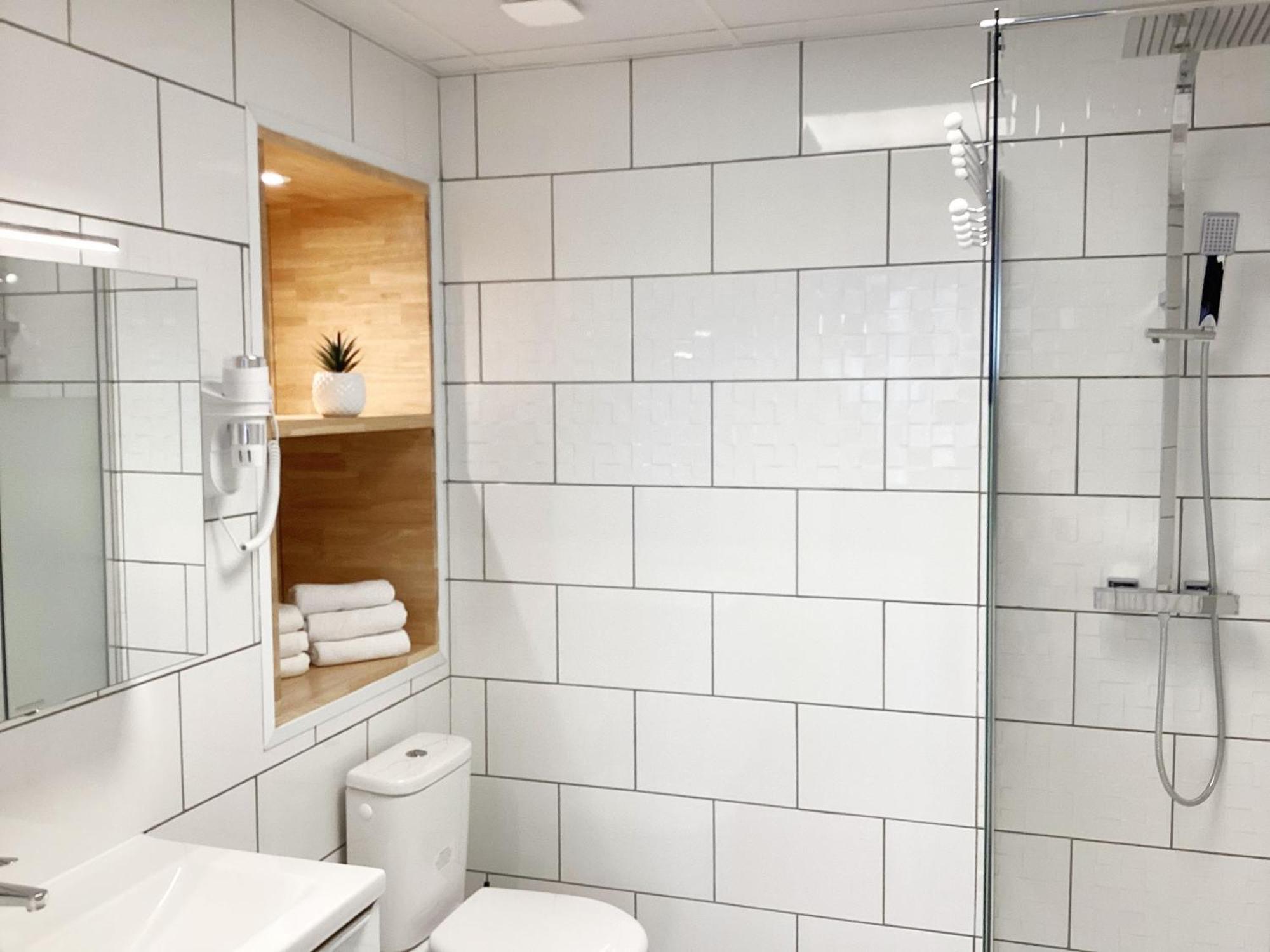 Appartement Stella 95 M2 Climatise Parking Proche Sanctuaires Lourdes Eksteriør billede