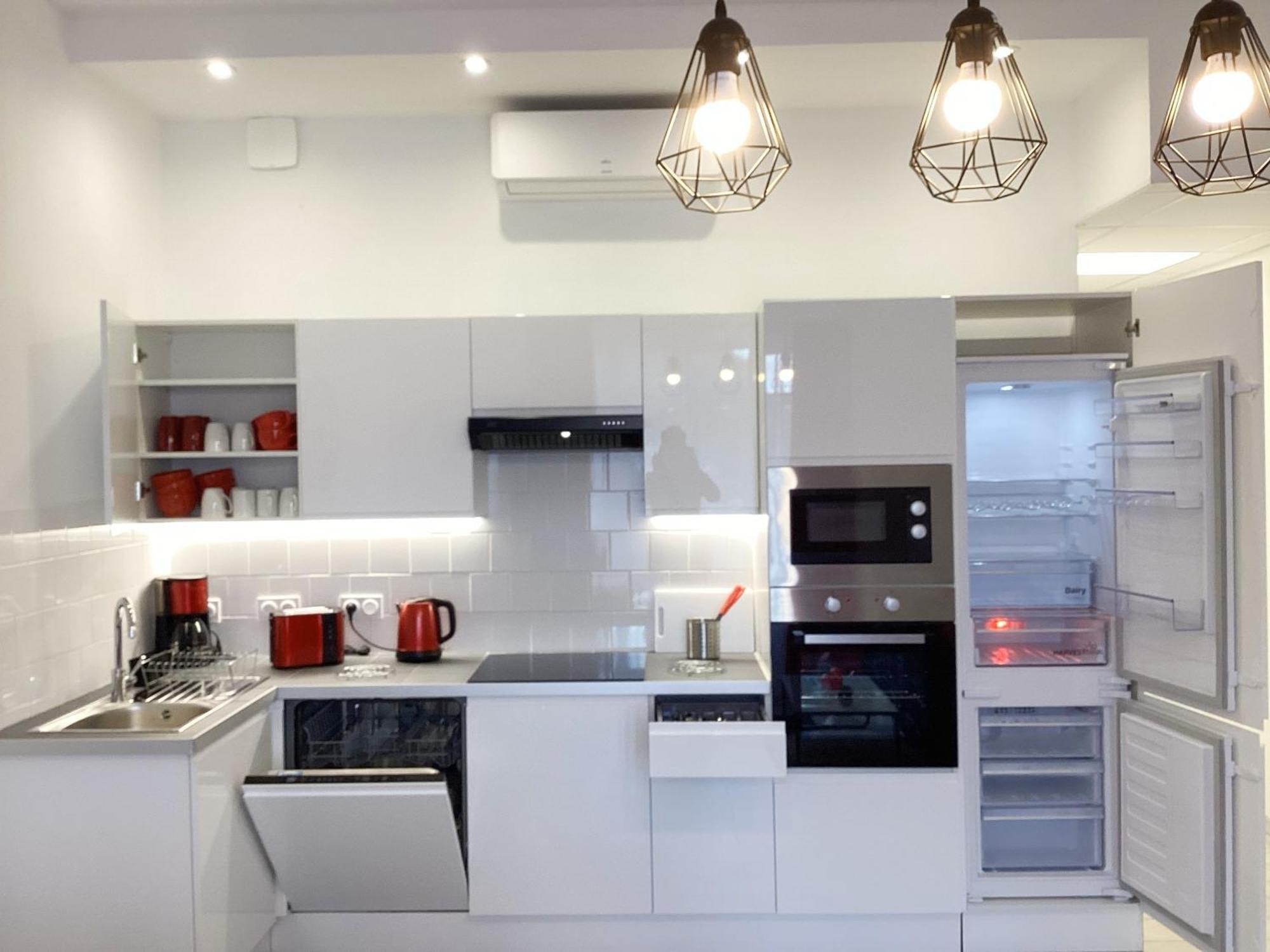 Appartement Stella 95 M2 Climatise Parking Proche Sanctuaires Lourdes Eksteriør billede